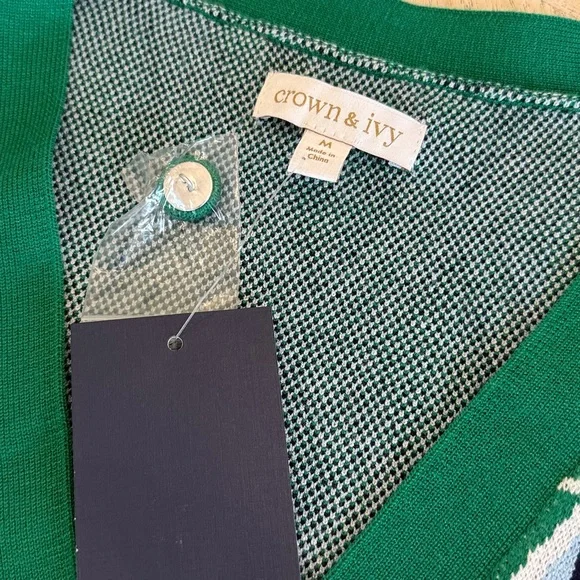 NWT crown & ivy Green, Navy, White Geometric Knit Cardigan - Picture 5 of 9